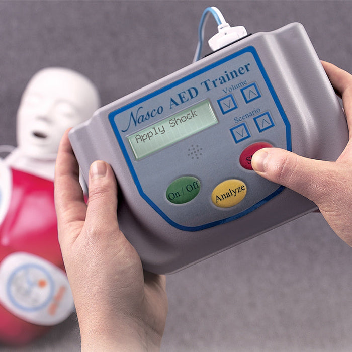 Universal Aed Trainer